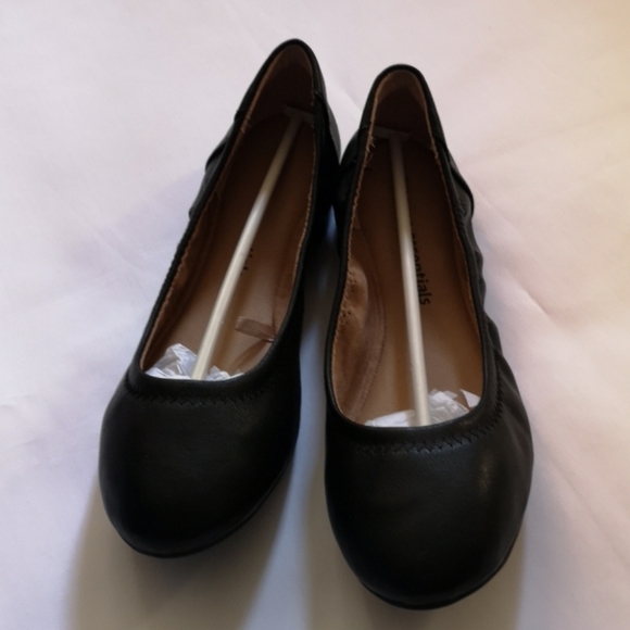 Amazon Essentials Ballet Shoes, Size 6, NWT, Black - Picture 2 of 4